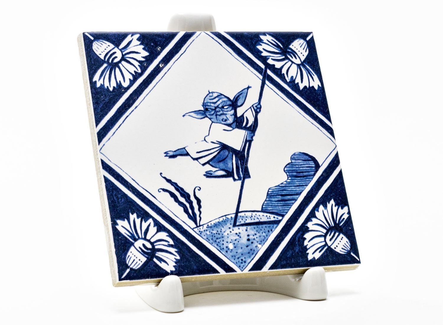 Изразец «Голландский. Мастер Йода 2» Керамика. 97 x 97 мм.