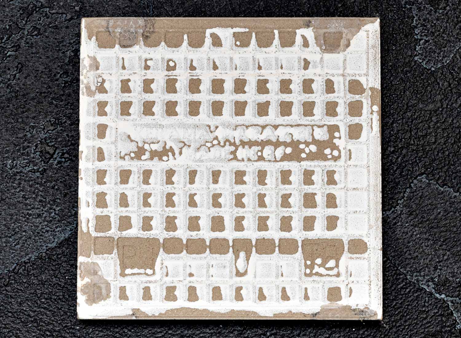 Изразец «Голландский. Цветок 3» Керамика. 97 x 97 мм.