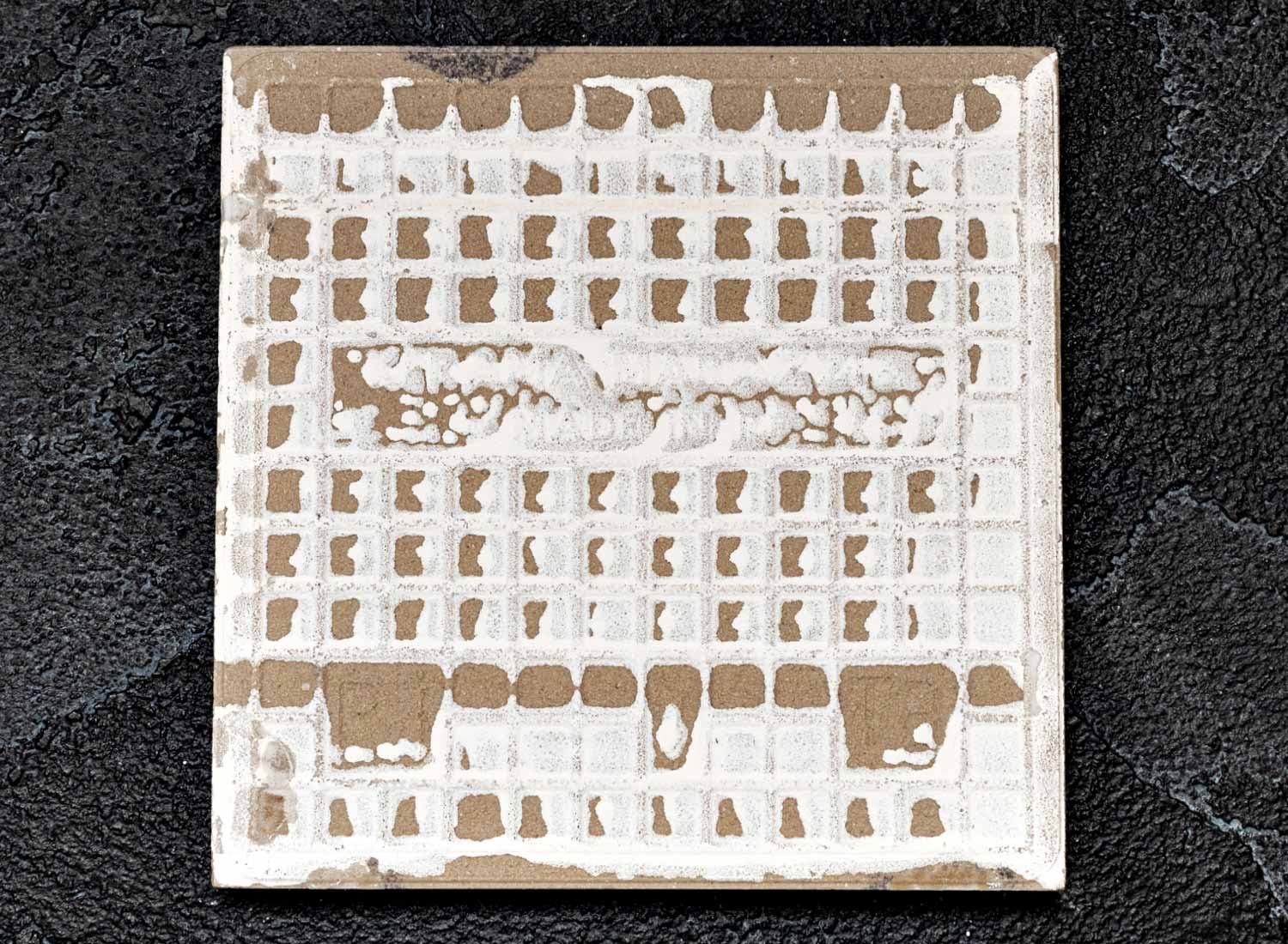 Изразец «Голландский. Цветок с птичкой» Керамика. 97 x 97 мм.